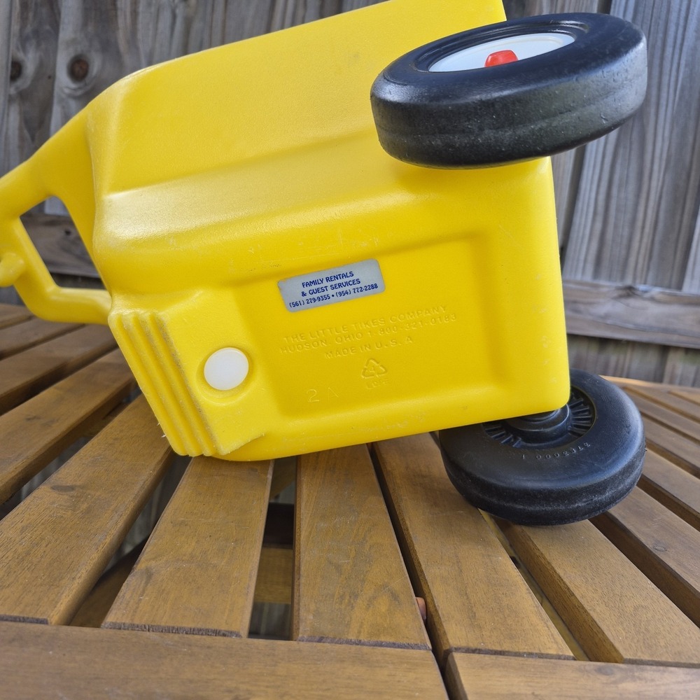 Vintage Little Tikes Child Size Green Ride On Tractor + Yellow Trailer RARE - Picture 14 of 15